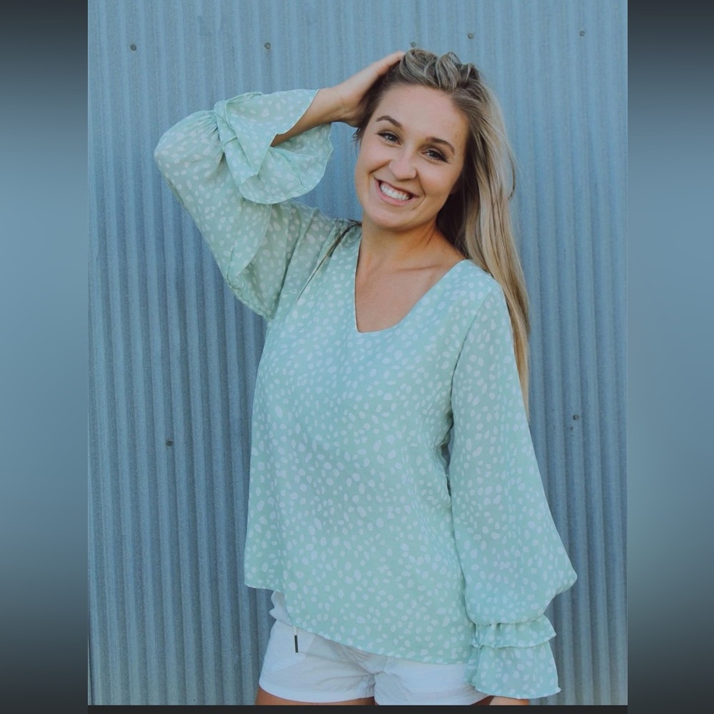 Vine & Love women’s top